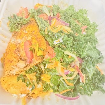 bellagreen - OH KALE YEAH [GF][DF][VEG] with Salmon and fried honey goat cheese (salad is half serving) - New American Near Me - The Woodlands, Texas