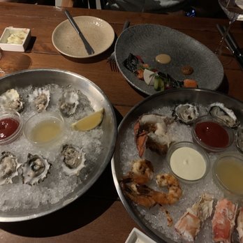 Manta - Oysters and seafood platter - Hawaiian Near Me - Kamuela, Hawaii