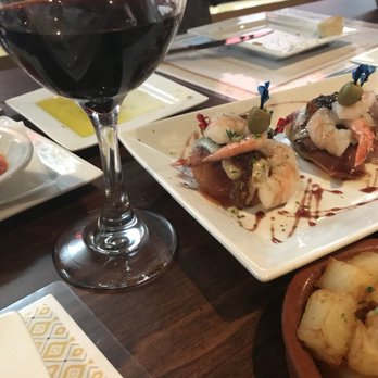 El Manchego Restaurant - Spanish Near Me - Miami, Florida