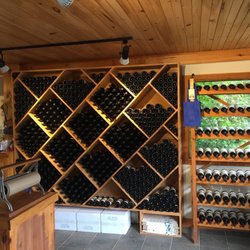 Lunenburg County Winery