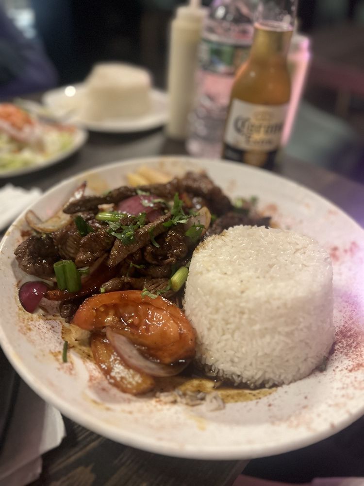 Peru Taypa Bar & Grill