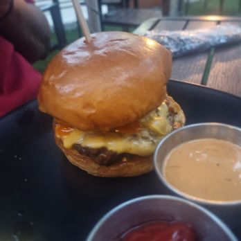 Tap 42 Midtown - Smashburger - Sports Bars Near Me - Miami, Florida Tap 42 Midtown - Smashburger - Sports Bars Near Me - Miami, Florida