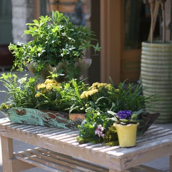Handworks - Flowers & Gifts Near Me - Helena, Arkansas