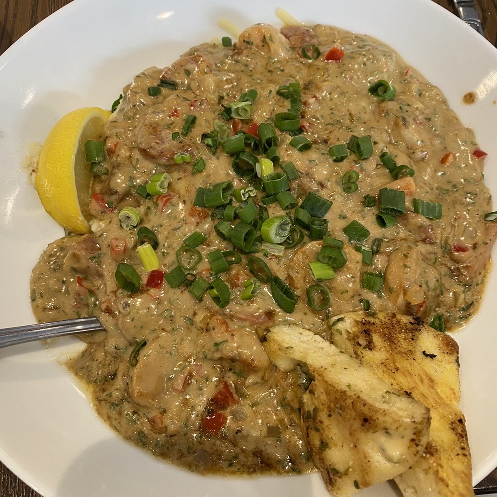 Another Broken Egg Cafe - Shrimp and Grits - City Style - American Near Me - Williamsburg, Virginia Another Broken Egg Cafe - Shrimp and Grits - City Style - American Near Me - Williamsburg, Virginia