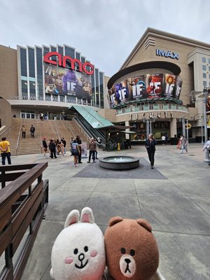 AMC Burbank 16 by null