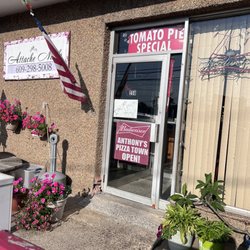 Anthony's Pizza Town