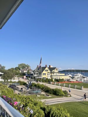 Island House Hotel by null