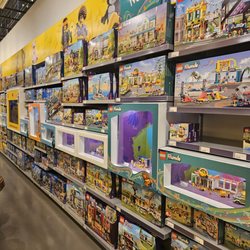 Lego Store