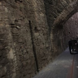 Calle Subterránea Miguel Hidalgo - Desde un carro en movimiento