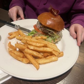 Hard Rock Cafe - Messi Burger - Burgers Near Me - Nashville, Tennessee Hard Rock Cafe - Messi Burger - Burgers Near Me - Nashville, Tennessee