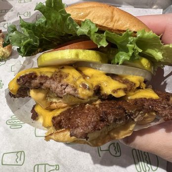 Shake Shack Happy Valley - The Big Shack - Fast Food Near Me - Phoenix, Arizona