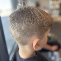 Art Barber Shop