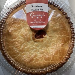 Granny's Pie Factory - 10" Strawberry Rhubarb Pie