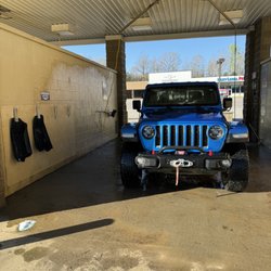 Sportsman's Wash - Pressure washed truck
