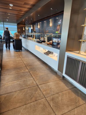 Delta Sky Club by null