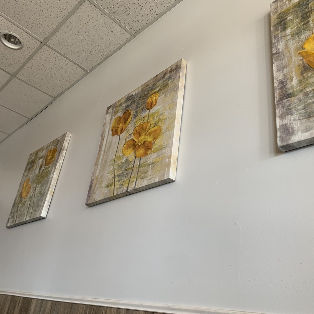 Surin Thai Eatery - Inside - Thai Near Me - Simi Valley, California Surin Thai Eatery - Inside - Thai Near Me - Simi Valley, California