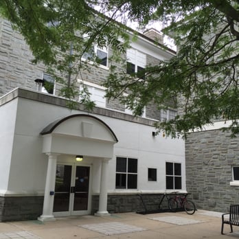 James Madison University - Back (annex) entrance, by Cleveland Hall - Colleges & Universities Near Me - Harrisonburg, Virginia James Madison University - Back (annex) entrance, by Cleveland Hall - Colleges & Universities Near Me - Harrisonburg, Virginia