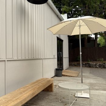Prince Coffee - Outdoor patio - Coffee & Tea Near Me - Portland, Oregon