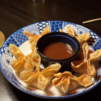 Singapore Room - Lounges Near Me - Saugatuck, Michigan Singapore Room - Lounges Near Me - Saugatuck, Michigan