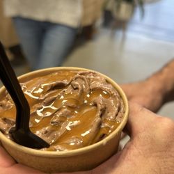 Blackbird Market - Chocolate pecan with caramel