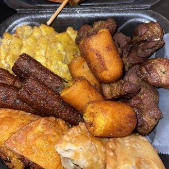 Patria Boricua - Food Trucks Near Me - Pembroke Pines, Florida