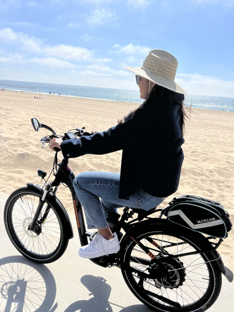 Next Adventure Bikes & E-Bikes Logo