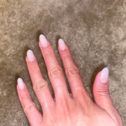 Royale' Nails Spa
