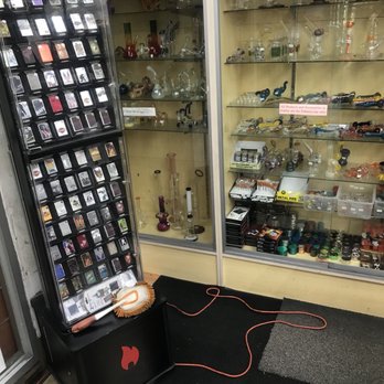RT. 24 Deli - a display of cell phones - Vape Shops Near Me - East Meadow, New York RT. 24 Deli - a display of cell phones - Vape Shops Near Me - East Meadow, New York