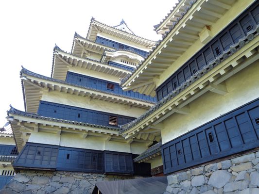 Matsumoto Castle by null