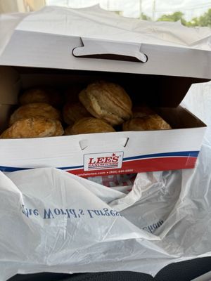 Lee's Sandwiches by null