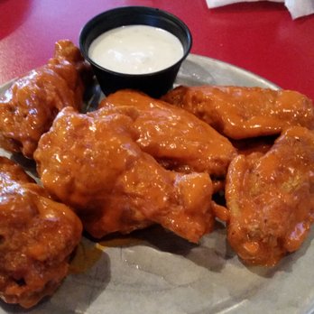 Native - Medium Wings.  Perfectly sauced, extra crispy...a damn fine Buffalo wing! - Chicken Wings Near Me - Surprise, Arizona