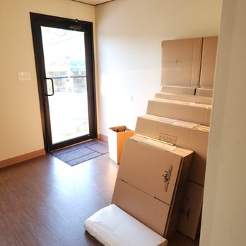 Unwind Moving - At Unwind Moving, we ALWAYS make sure to stay stocked on materials & supplies. - Movers Near Me - Ridgefield Park, New Jersey Unwind Moving - At Unwind Moving, we ALWAYS make sure to stay stocked on materials & supplies. - Movers Near Me - Ridgefield Park, New Jersey