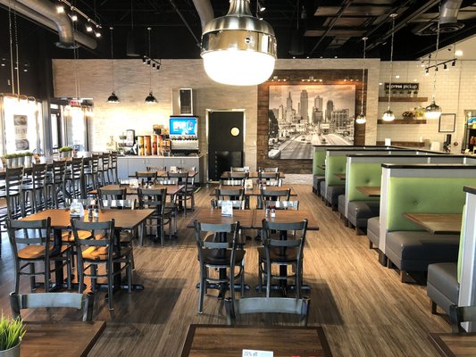Doc Green's Salads and Grill by null