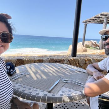 La Roca - Outdoor seating on the beach - Seafood Near Me - Cabo San Lucas, BCS