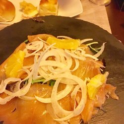 Lounge Caffe - Marinated salmon salad