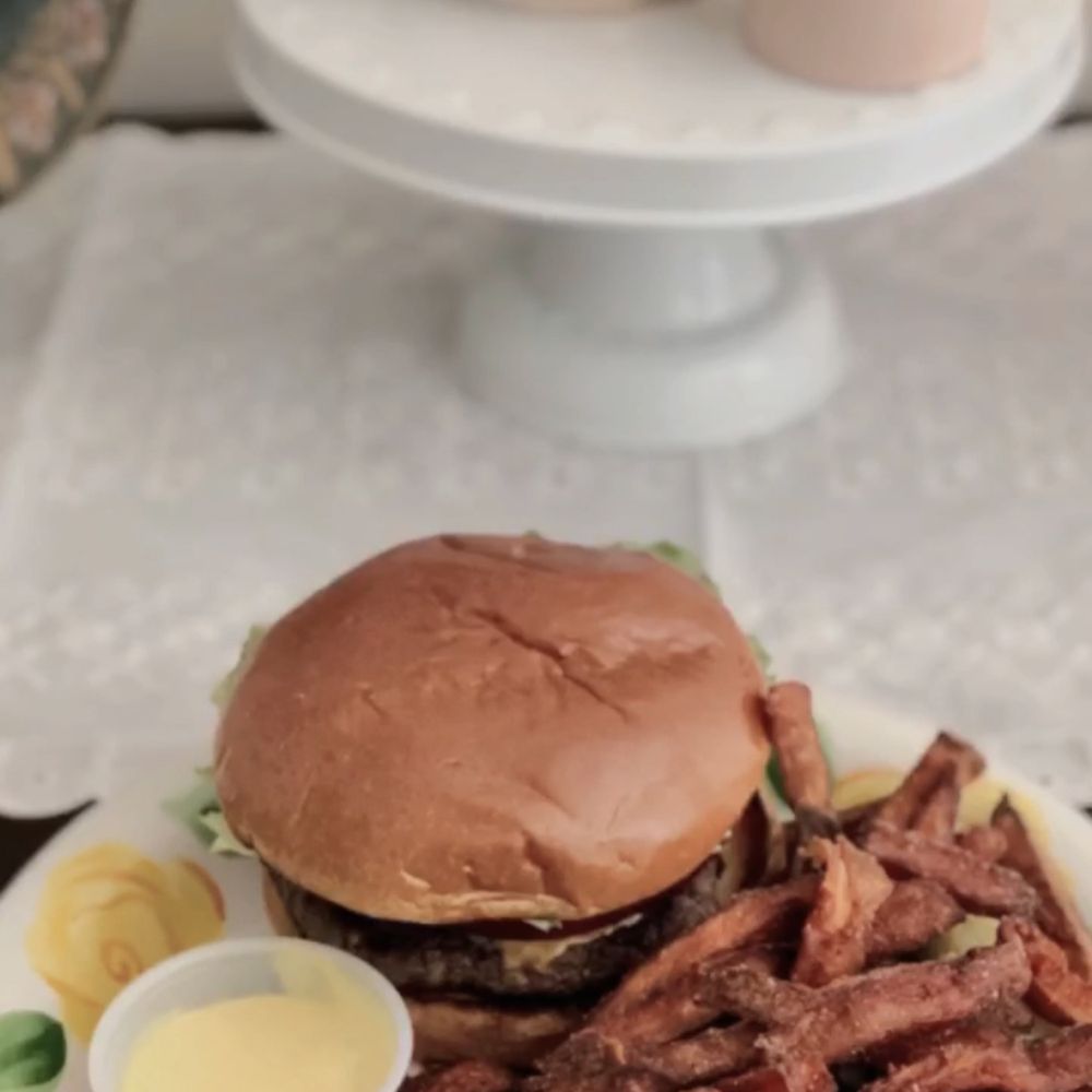 2520 Tavern - Take out! Cheeseburger and sweet potato fries, plus sourdough bread. Under $13.! - New American Near Me - Clemmons, North Carolina