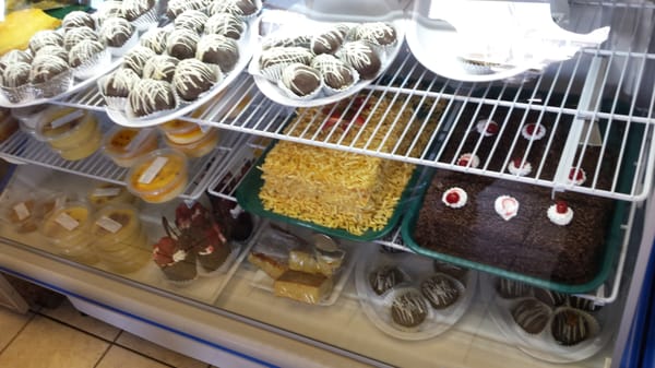 Pastelaria Vitoria Broadway by null