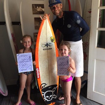 Maui Surf Clinics - Surfing Near Me - Lahaina, Hawaii Maui Surf Clinics - Surfing Near Me - Lahaina, Hawaii
