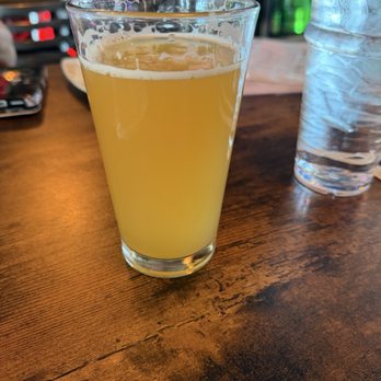 Evolve Brewing by Aces & Ales - My hazy beer - Beer Bar Near Me - Las Vegas, Nevada