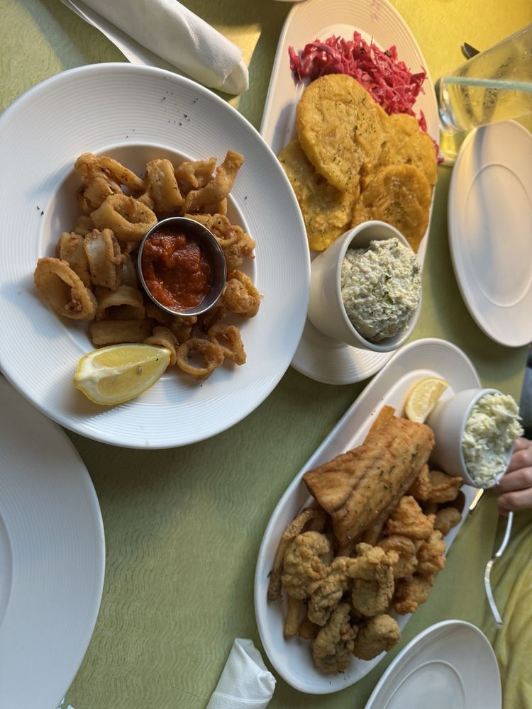 Oceanana Pier & Pier House Restaurant