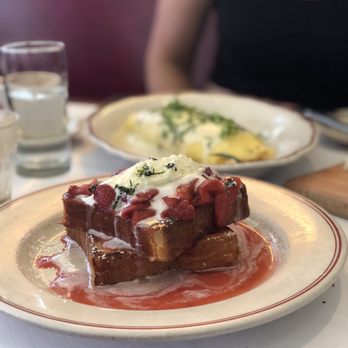 Le Diplomate - Brasseries Near Me - Washington, DC, District of Columbia Le Diplomate - Brasseries Near Me - Washington, DC, District of Columbia