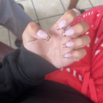 H & D Nail Spa Salon - Nail Salons Near Me - Chicago, Illinois