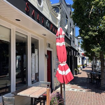 Salt & Pepper - Exterior of the restaurant, really cute! - American Near Me - Tiburon, California Salt & Pepper - Exterior of the restaurant, really cute! - American Near Me - Tiburon, California