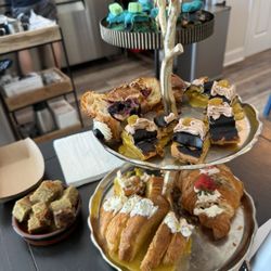 Le Café Gourmet Bakery & Catering