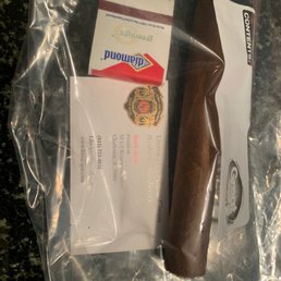 Torpedo hand rolled cigar