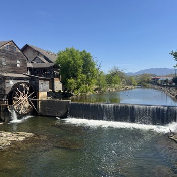 Old Mill Restaurant - American Near Me - Pigeon Forge, Tennessee