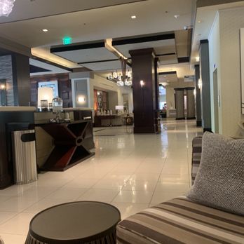 Renaissance Phoenix Downtown Hotel - Continue lobby - Hotels Near Me - Phoenix, Arizona