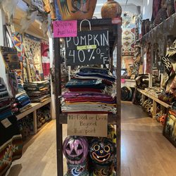 Plaza Gifts