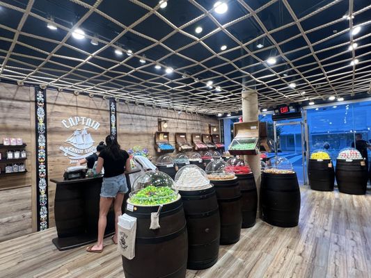 Captain Candy by null