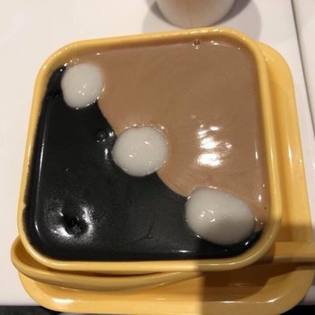 Sweethoney Dessert - Black sesame, walnut smoothie with sweet dumplings - Desserts Near Me - Colma, California
